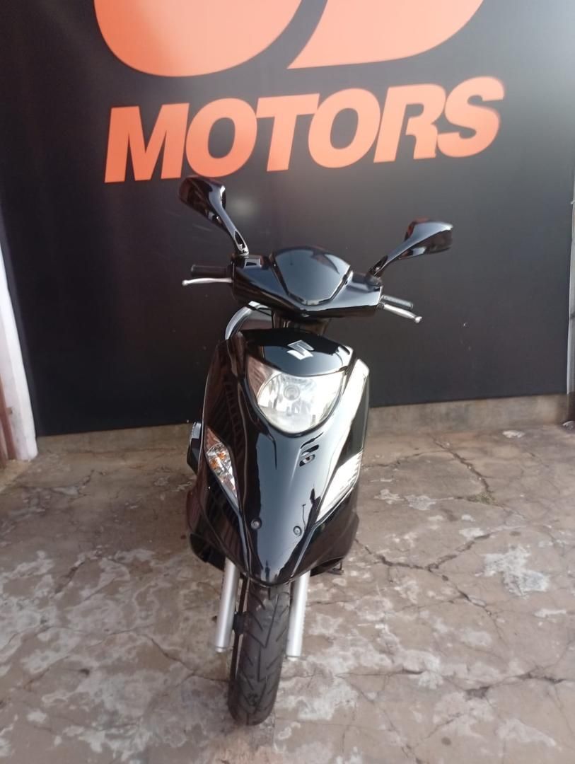SUZUKI Burgman 125 2016 - miniatura 2