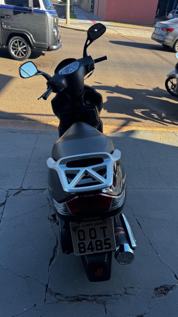 SUZUKI Burgman 125 2016 - miniatura 4