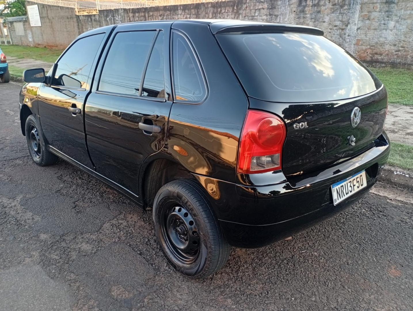 VOLKSWAGEN Gol 1.0 4p. 2013 - miniatura 5