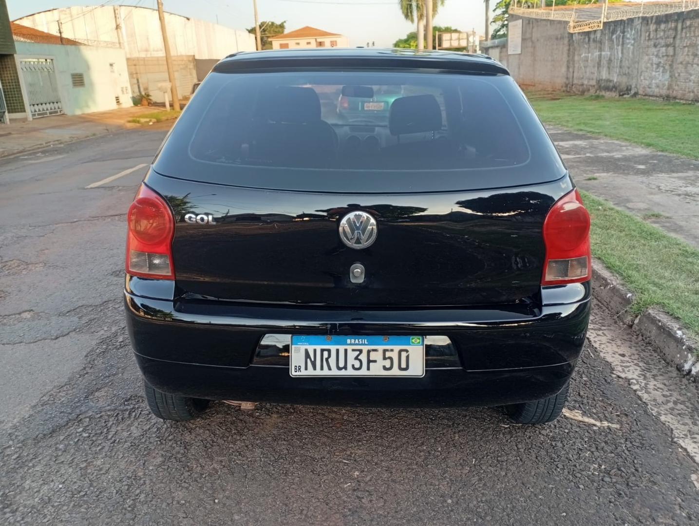VOLKSWAGEN Gol 1.0 4p. 2013 - miniatura 4
