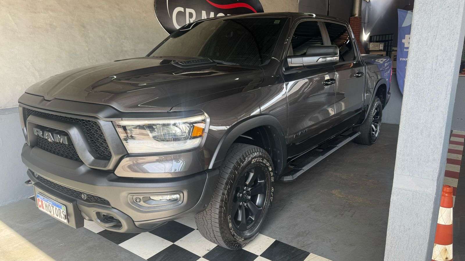 RAM 1500 Rebel 5.7 V8 4X4 C.D. 2024