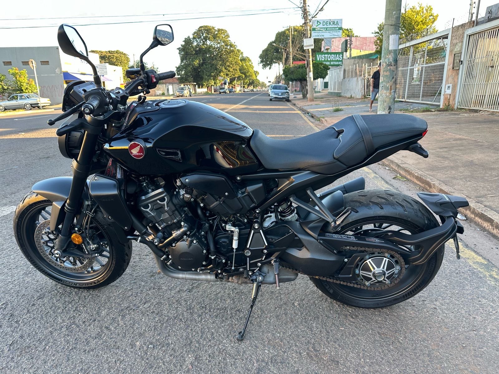 HONDA CB 1000R Black Edition 2023 - miniatura 5