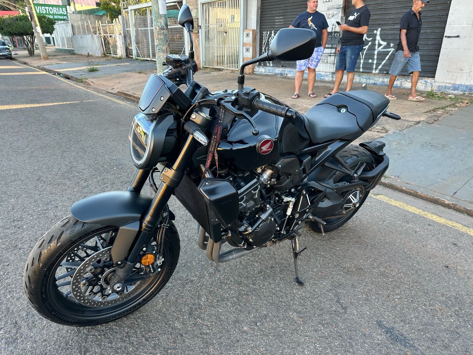 HONDA CB 1000R Black Edition 2023 - miniatura 3