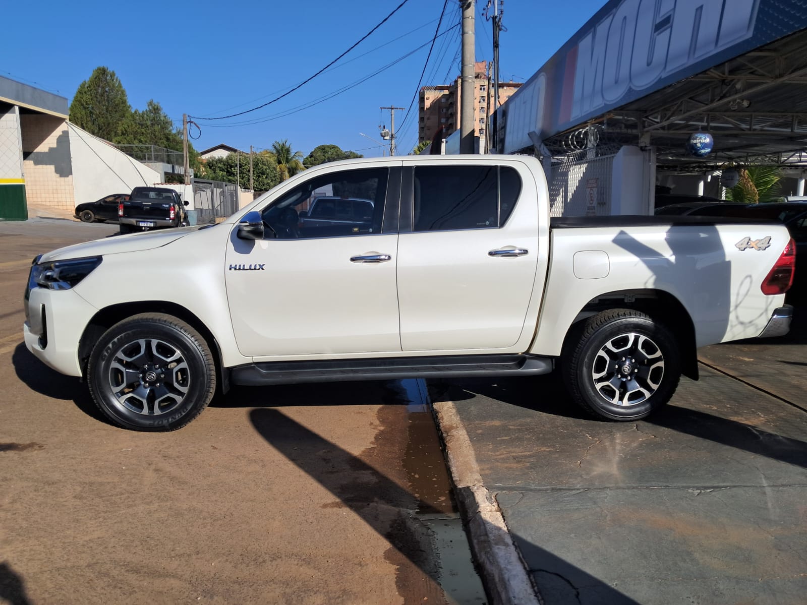TOYOTA Hilux STD D4-D 2.8TDi 16v 4X4 C.D. 2021 - miniatura 4