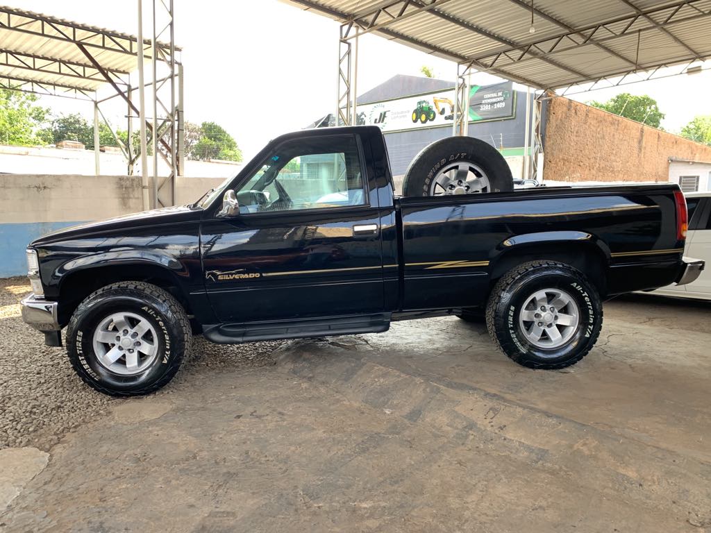 CHEVROLET Silverado D20 4.2TD 18v 2001 - miniatura 2