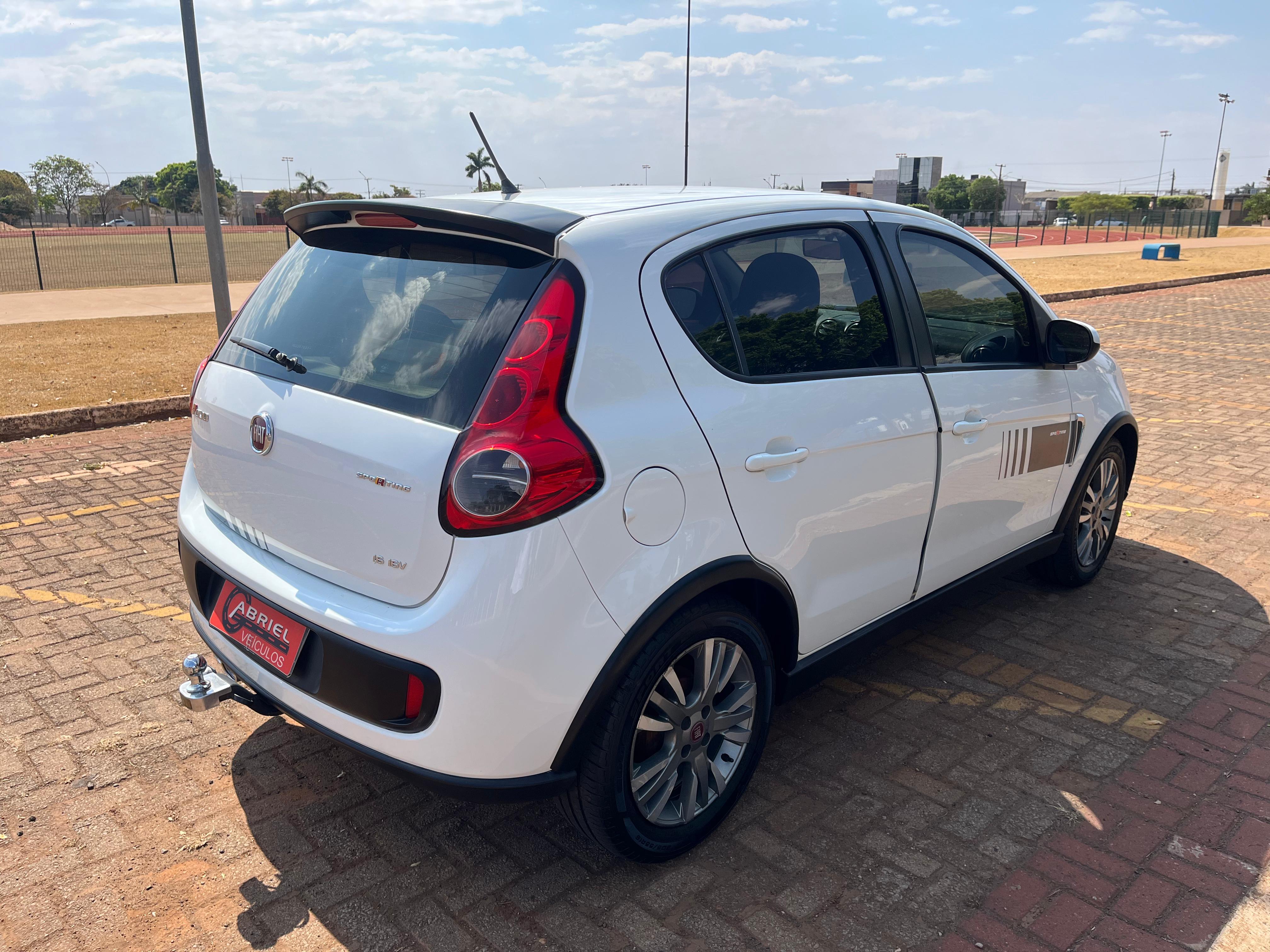FIAT Palio Sporting 1.6 16v 4p. 2016 - miniatura 3