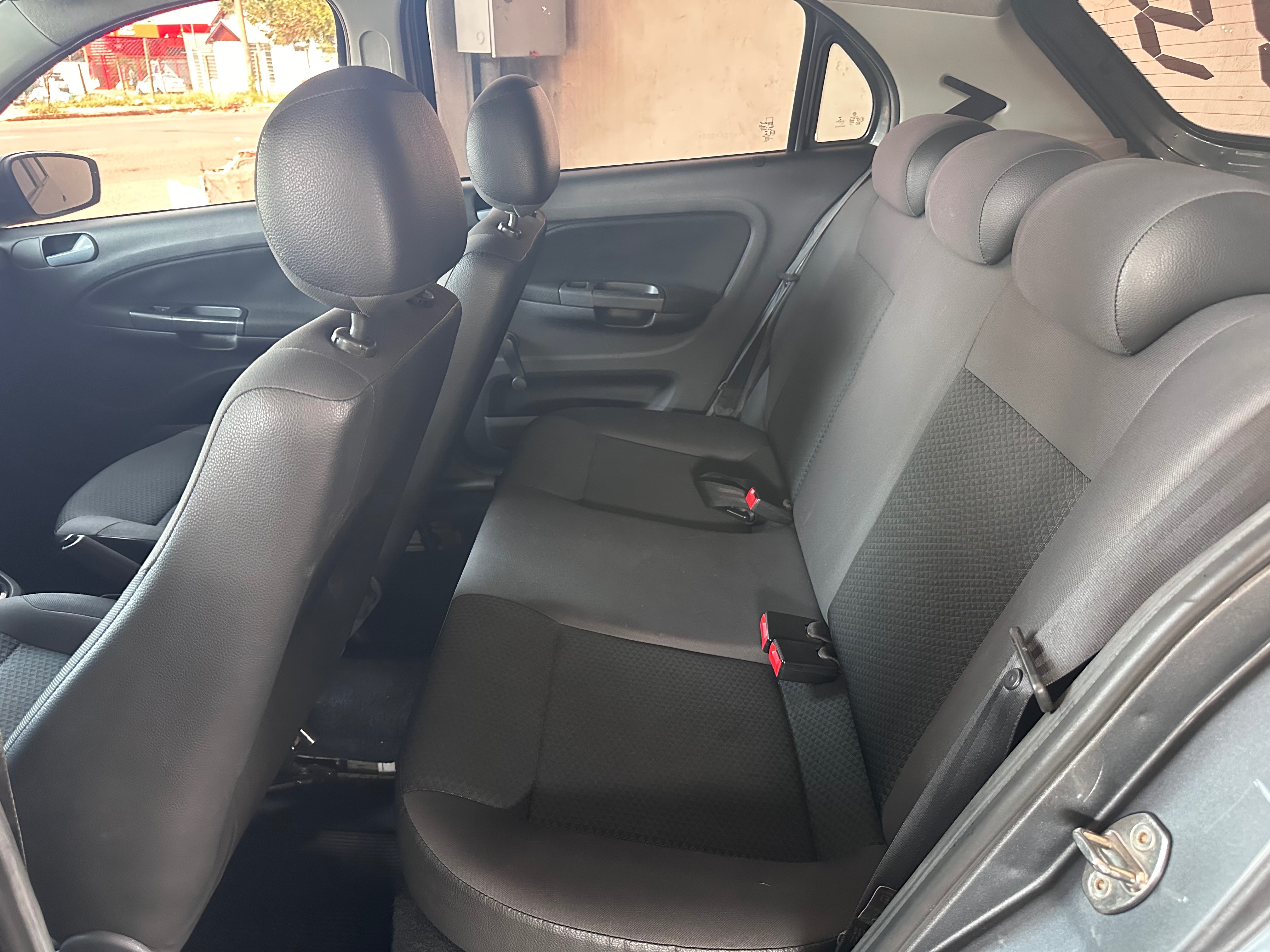 VOLKSWAGEN Gol 1.6 4p. 2019 - miniatura 10