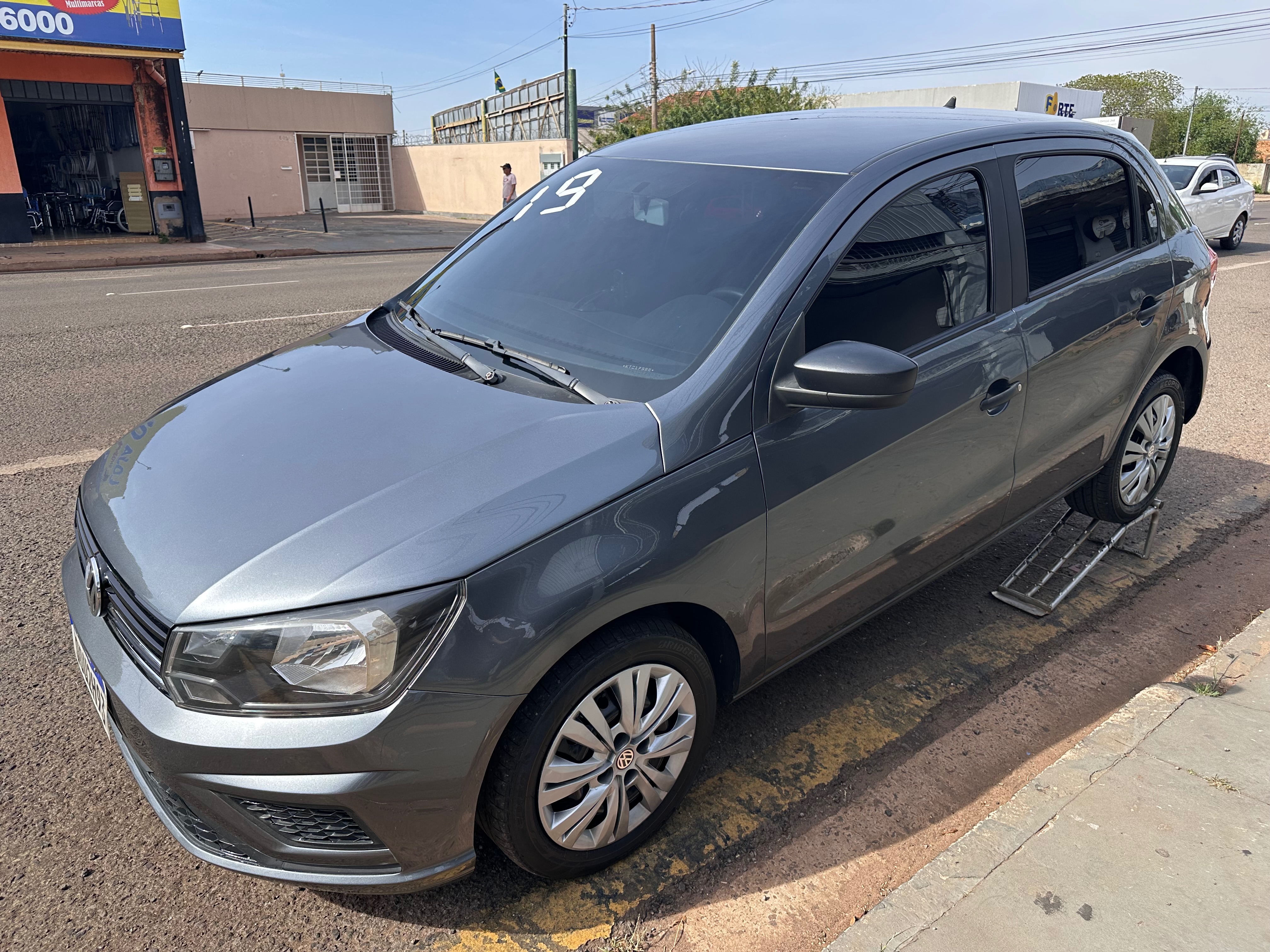 VOLKSWAGEN Gol 1.6 4p. 2019 - miniatura 3