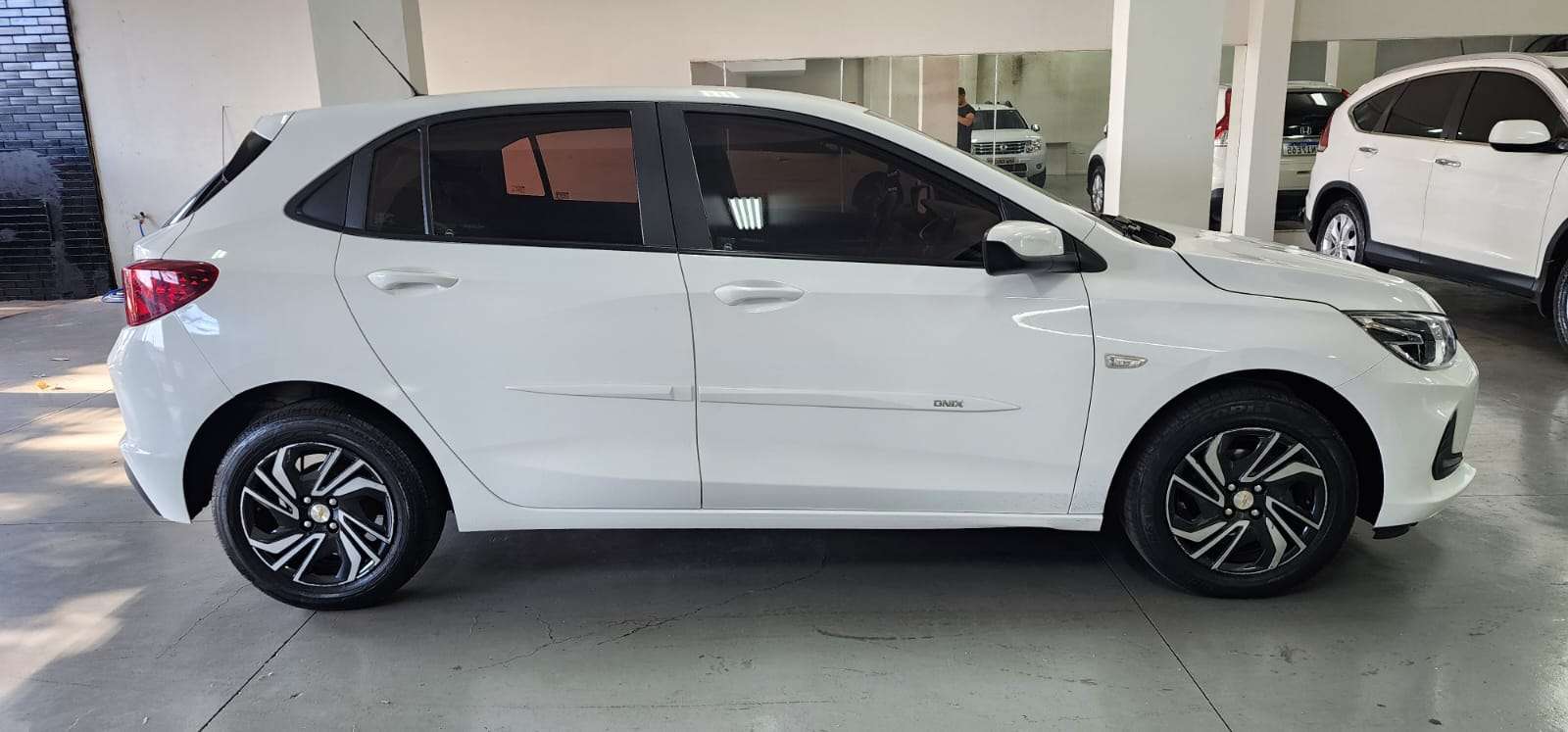 CHEVROLET Onix Hatch LT 1.0 12v 2023 - miniatura 7