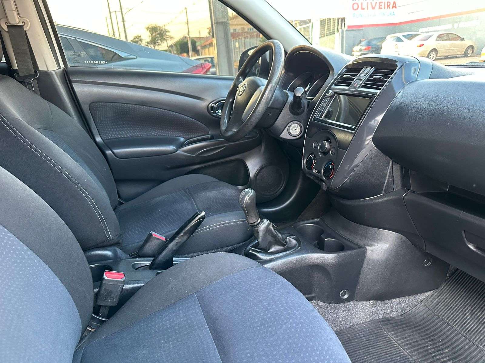 NISSAN Versa SV 1.6 16v 2019 - miniatura 8