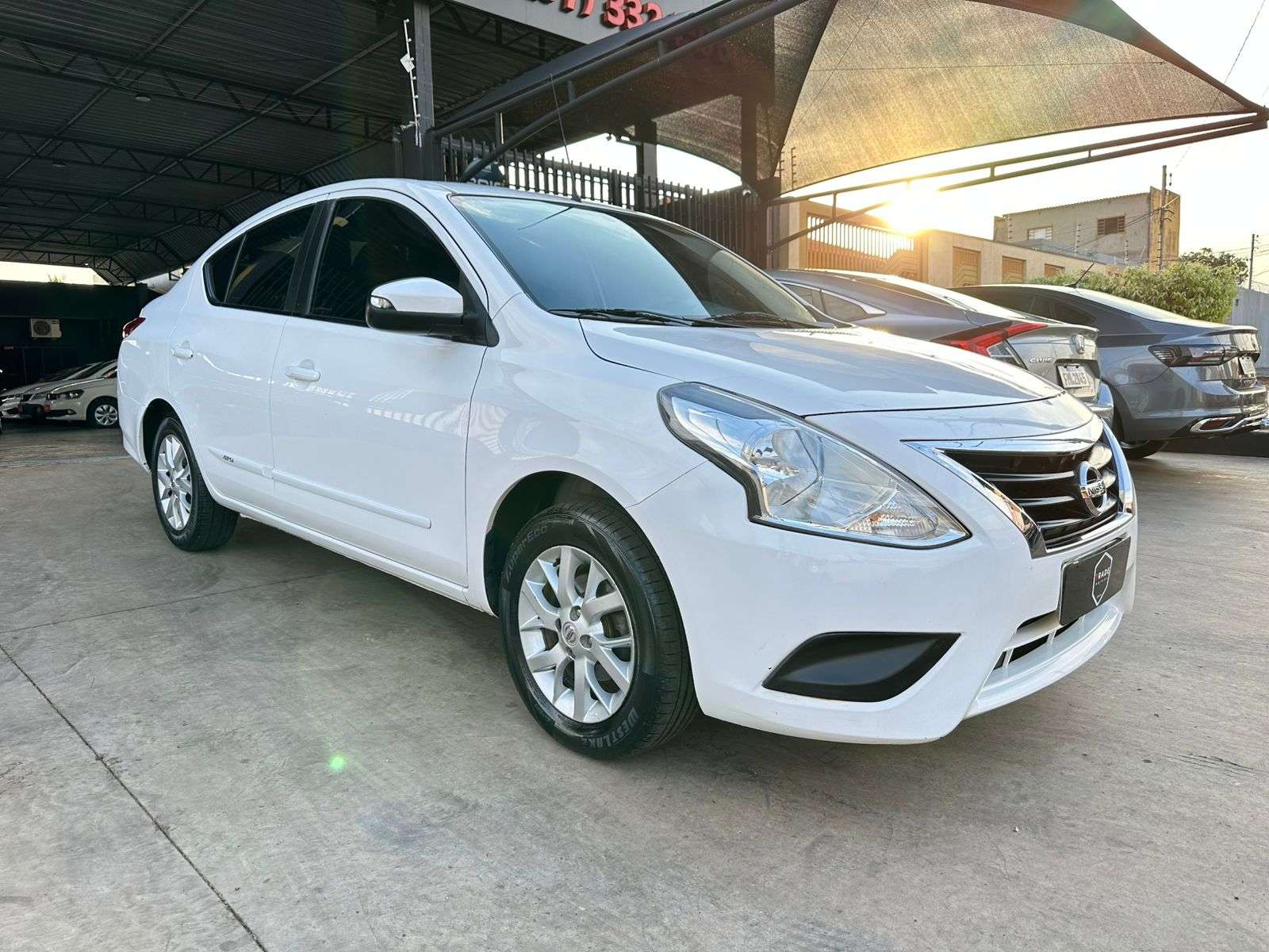 NISSAN Versa SV 1.6 16v 2019