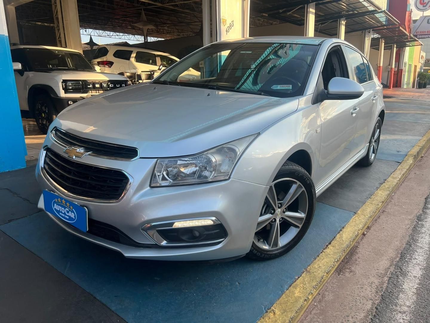 Vista principal de CHEVROLET Cruze Hatch Hatch Sport6 LT 1.8 16v 2016