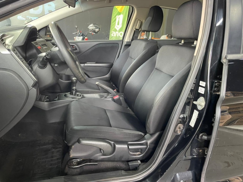 HONDA City Sedan DX 1.5 16v 2015 - miniatura 4