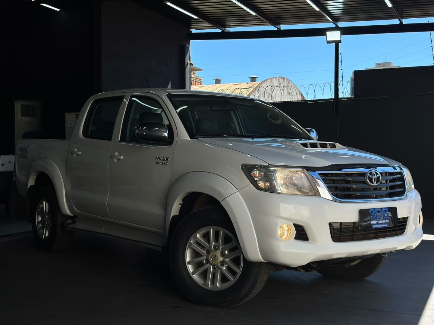 TOYOTA Hilux SRV D4-D 3.0TDi 16v 4X4 C.D. 2013 - miniatura 3