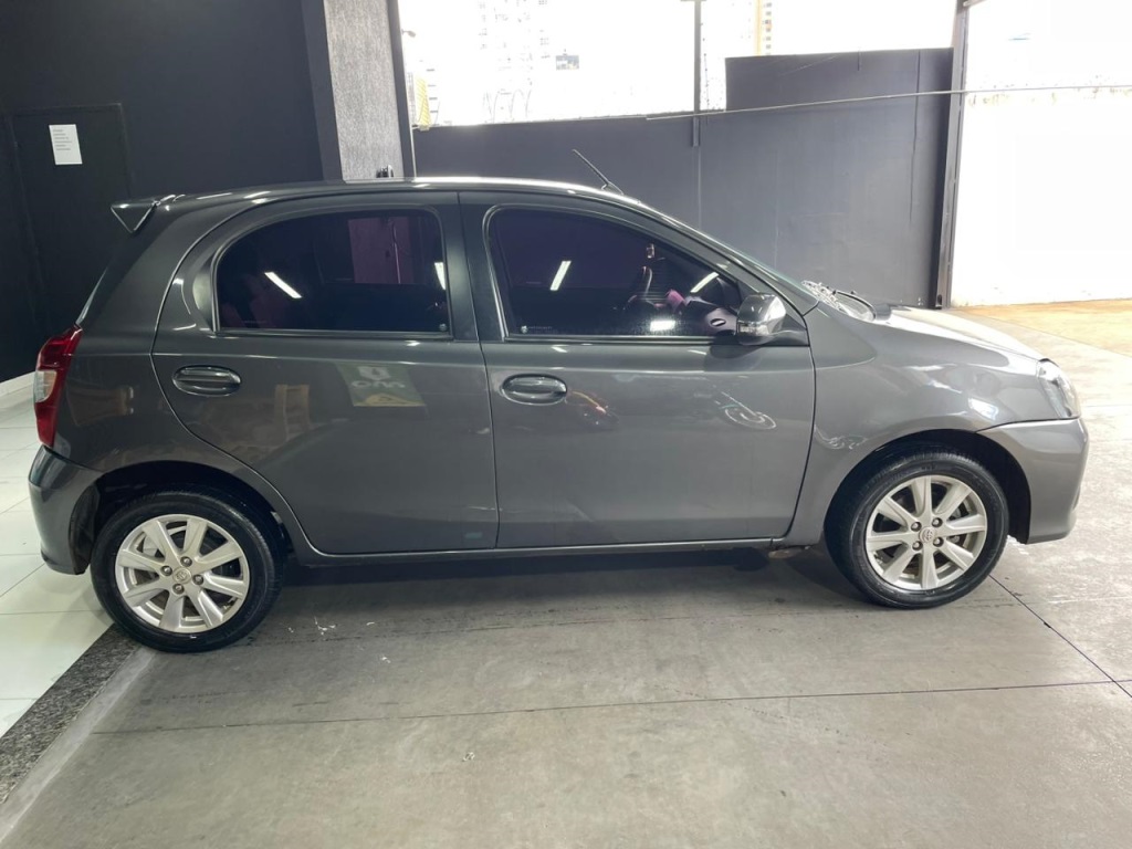 TOYOTA Etios Hatch X Plus 1.5 16v 2021 - miniatura 5