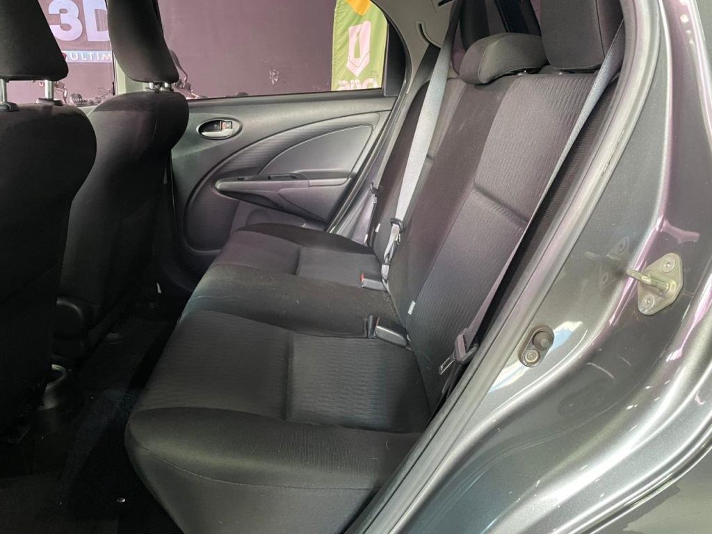 TOYOTA Etios Hatch X Plus 1.5 16v 2021 - miniatura 8