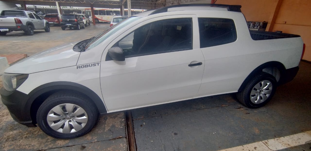 VOLKSWAGEN Saveiro Robust 1.6 C.D. 2018 - miniatura 3