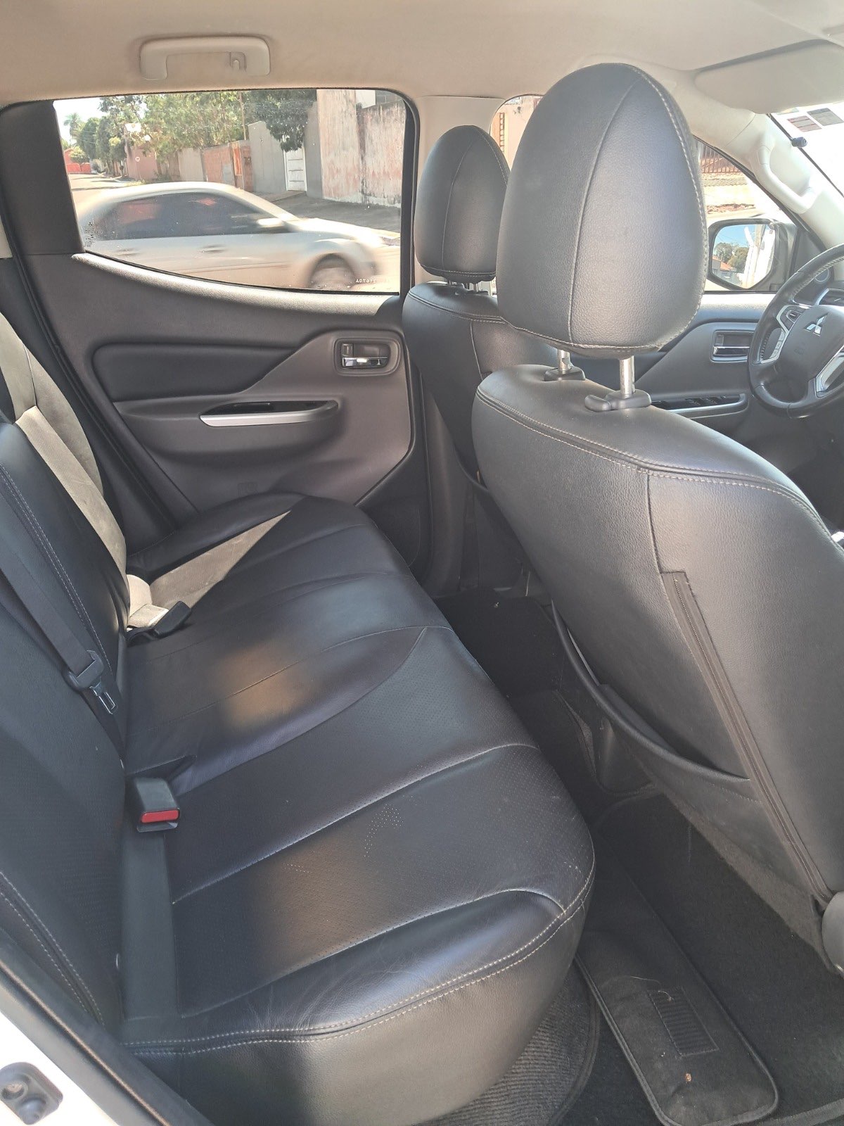 MITSUBISHI L200 Triton Sport HPE 2.4TDi 16v 4X4 C.D. 2019 - miniatura 10
