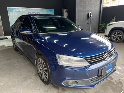 VOLKSWAGEN Jetta Comfortline 2.0 2014 - miniatura 3