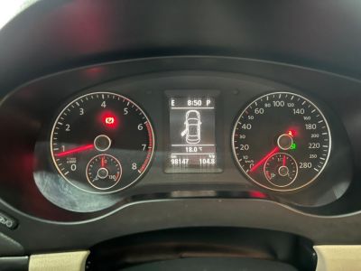 VOLKSWAGEN Jetta Comfortline 2.0 2014 - miniatura 9
