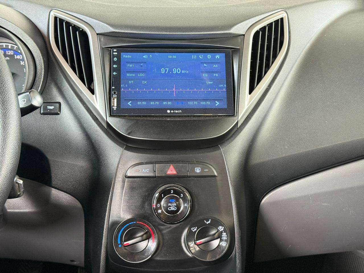 HYUNDAI HB20S Premium 1.6 16v 2014 - miniatura 5