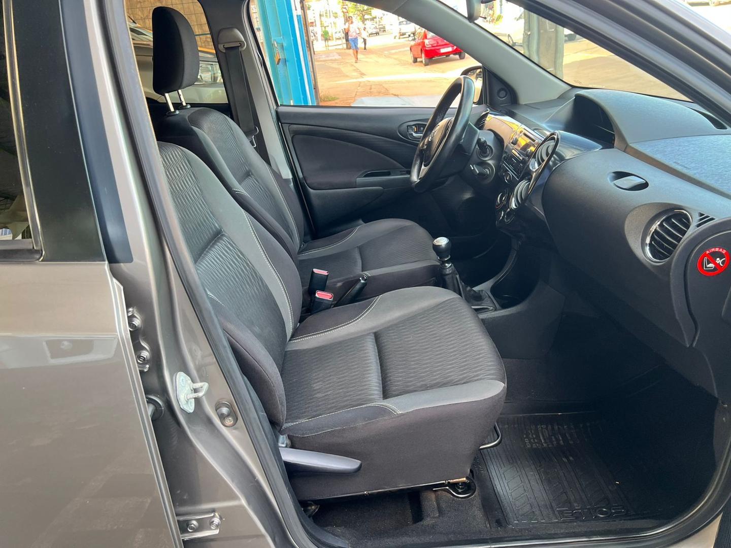TOYOTA Etios Sedan XS 1.5 16v 2018 - miniatura 7