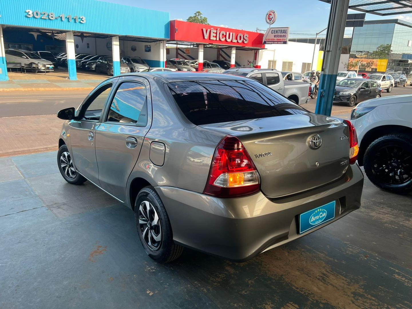 TOYOTA Etios Sedan XS 1.5 16v 2018 - miniatura 3