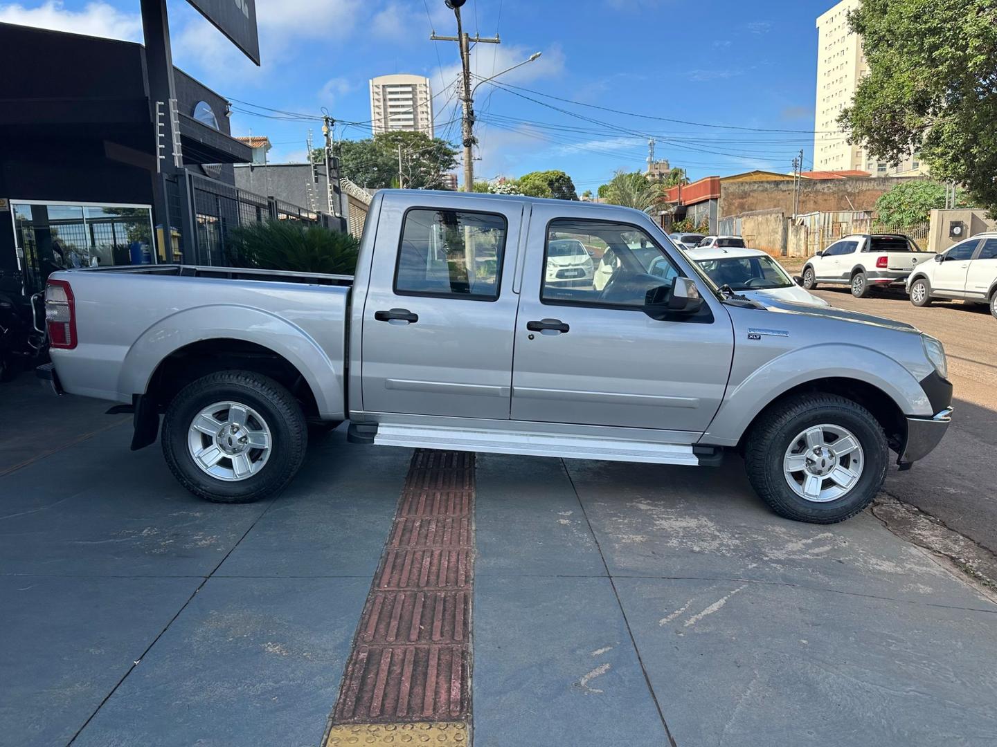 FORD Ranger XLT 2.3 16v C.D. 2011 - miniatura 6