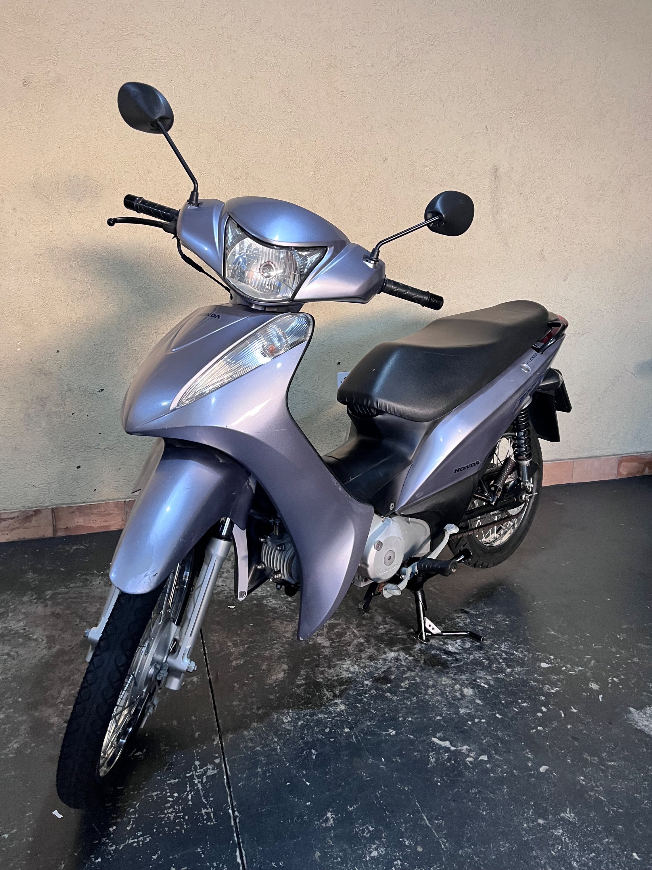 HONDA Biz 125 ES 2015 - miniatura 4