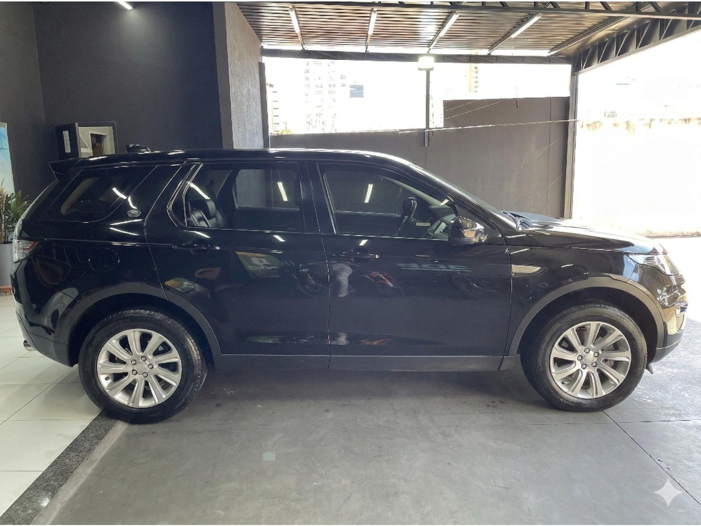 LAND ROVER Discovery Sport SE 2.0T 16v TD4 2017 - miniatura 7