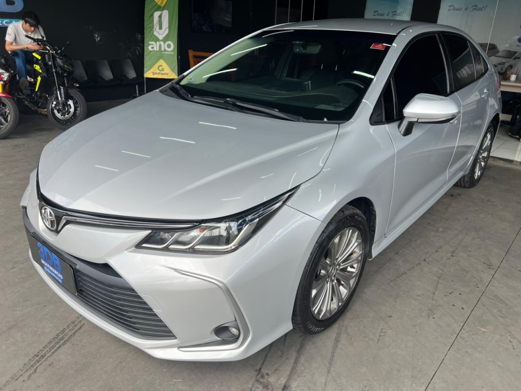 Vista principal de TOYOTA Corolla XEi 2.0 16v 2021