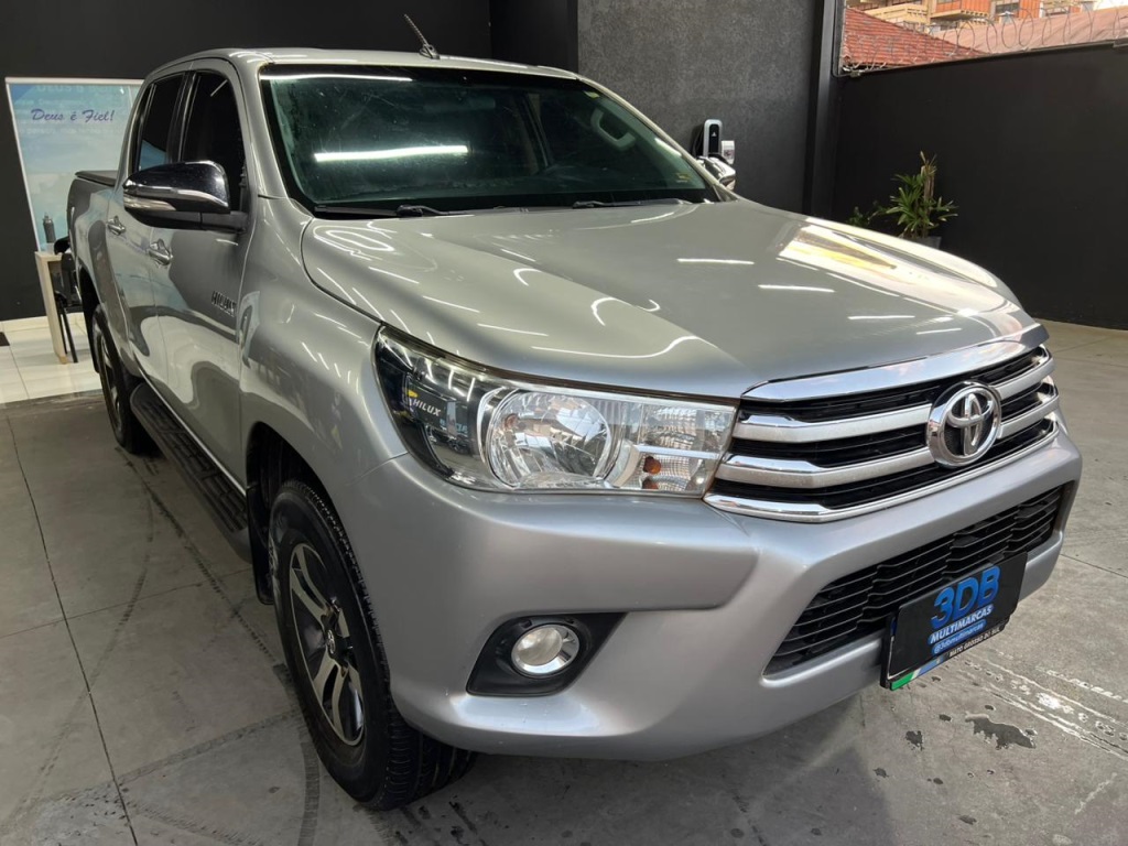TOYOTA Hilux SRV D4-D 2.8TDi 16v 4X4 C.D. 2016 - miniatura 3