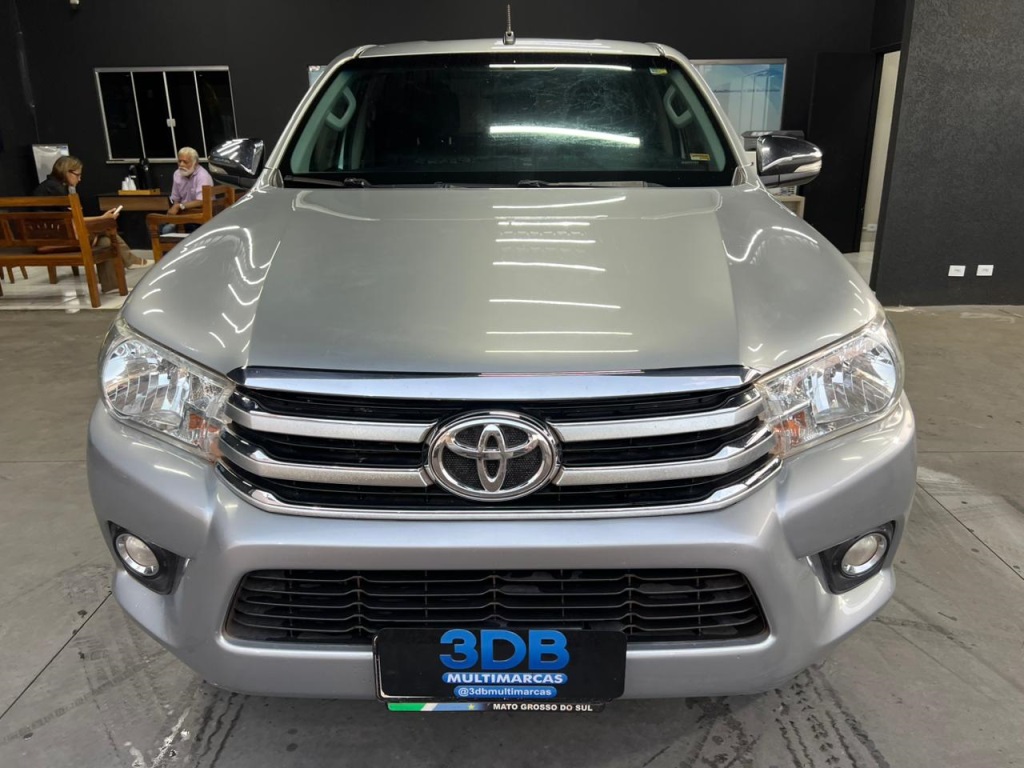 TOYOTA Hilux SRV D4-D 2.8TDi 16v 4X4 C.D. 2016 - miniatura 2