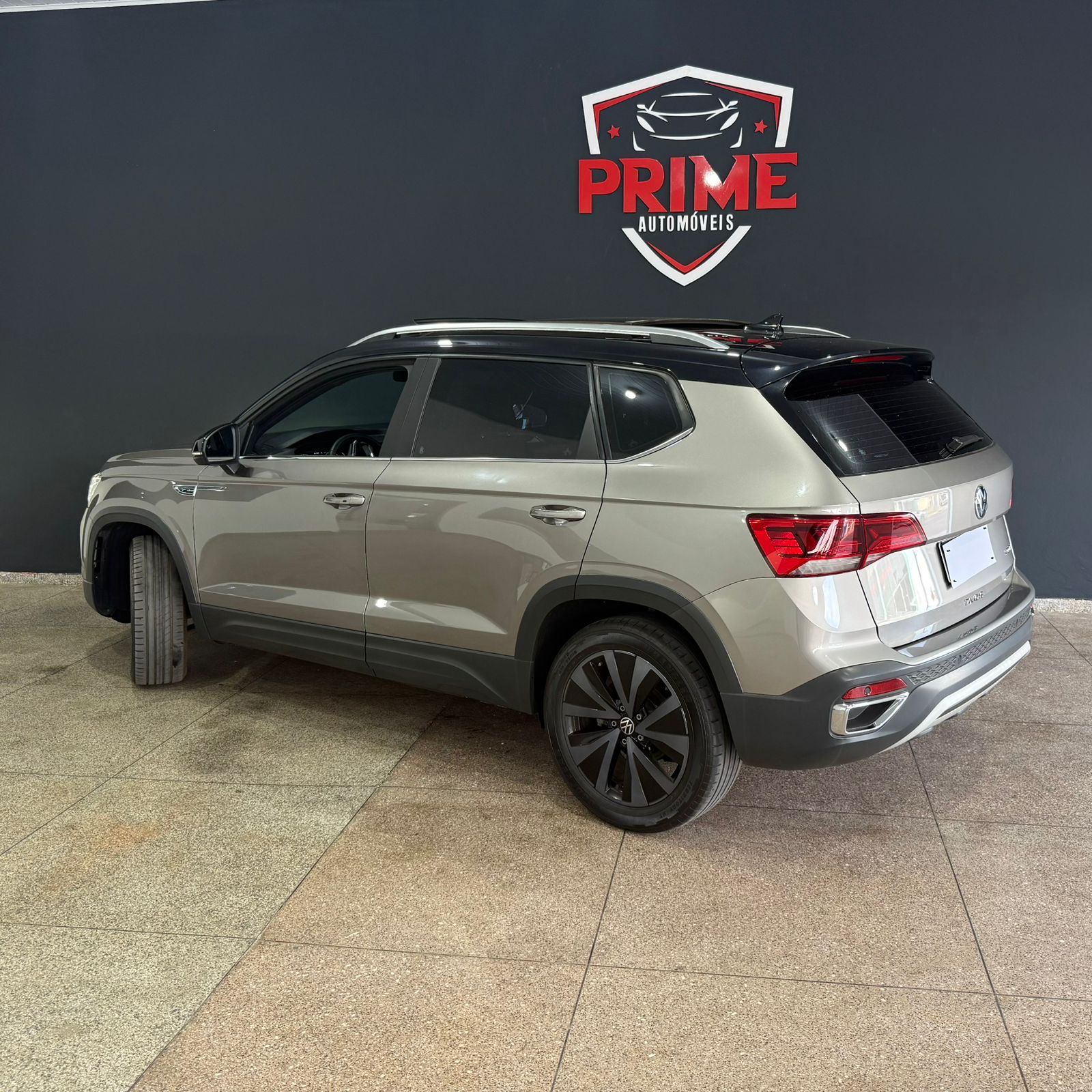 VOLKSWAGEN Taos Launch Edition 1.4 16v TSi 2022 - miniatura 4