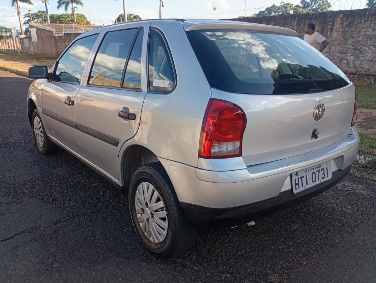 VOLKSWAGEN Gol 1.0 4p. 2009 - miniatura 5