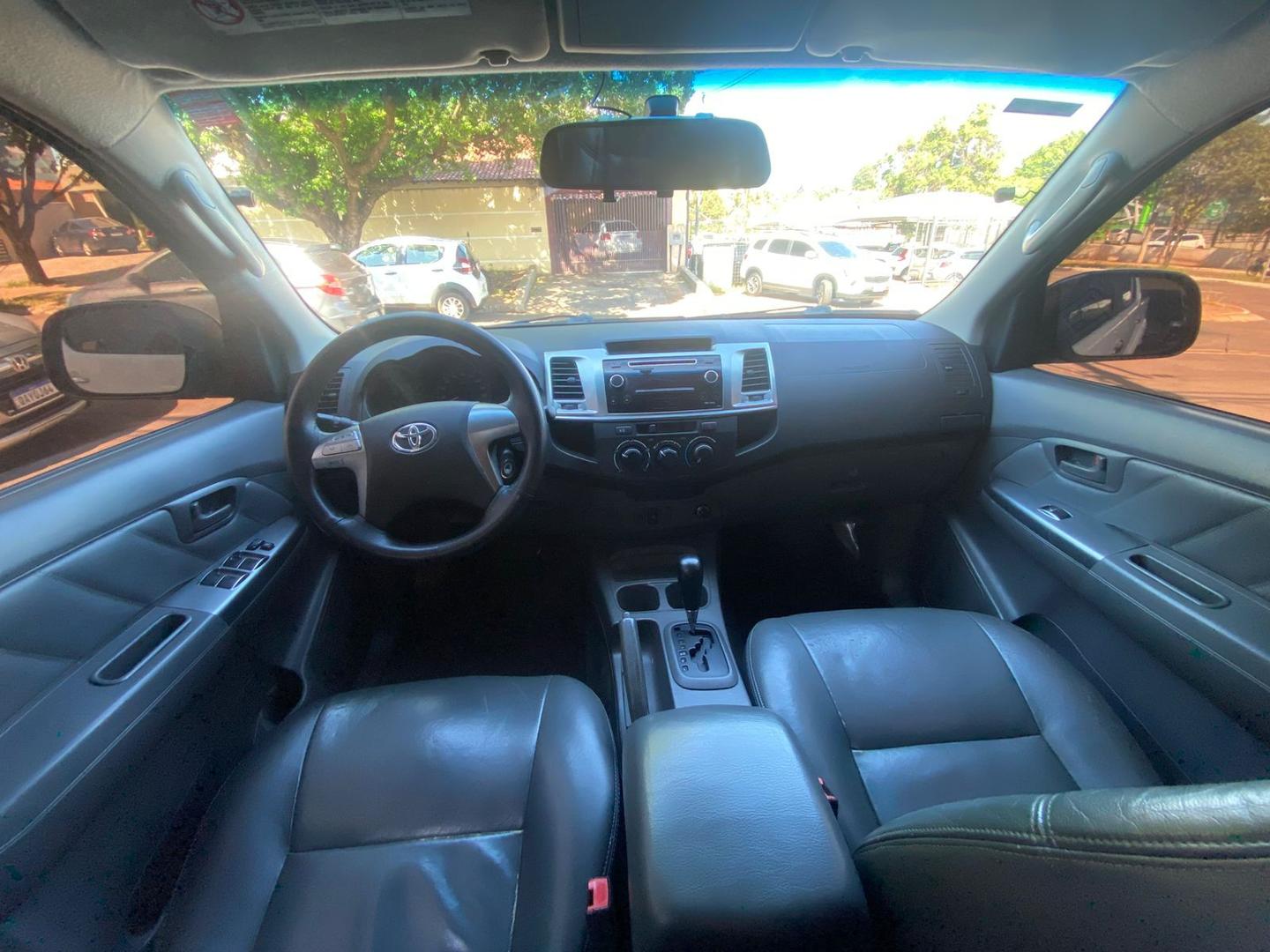 TOYOTA Hilux SR 2.7 16v C.D. 2014 - miniatura 9