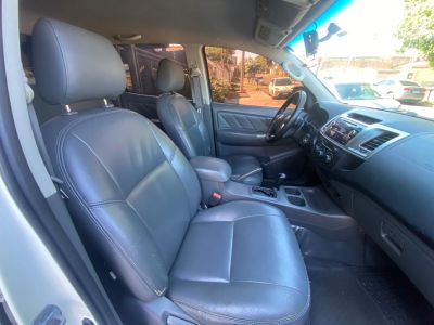TOYOTA Hilux SR 2.7 16v C.D. 2014 - miniatura 8