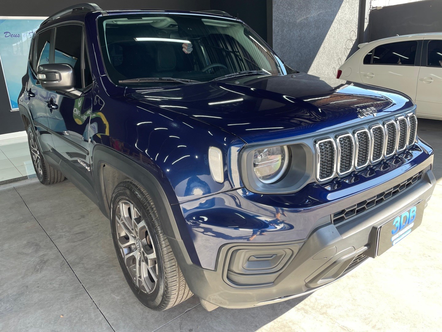 JEEP Renegade Longitude 1.3 16v T270 2023 - miniatura 3