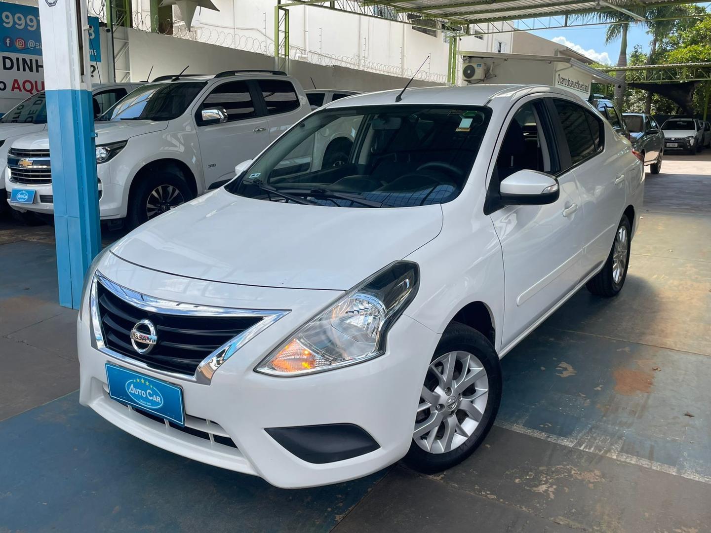 NISSAN Versa SV 1.6 16v 2019
