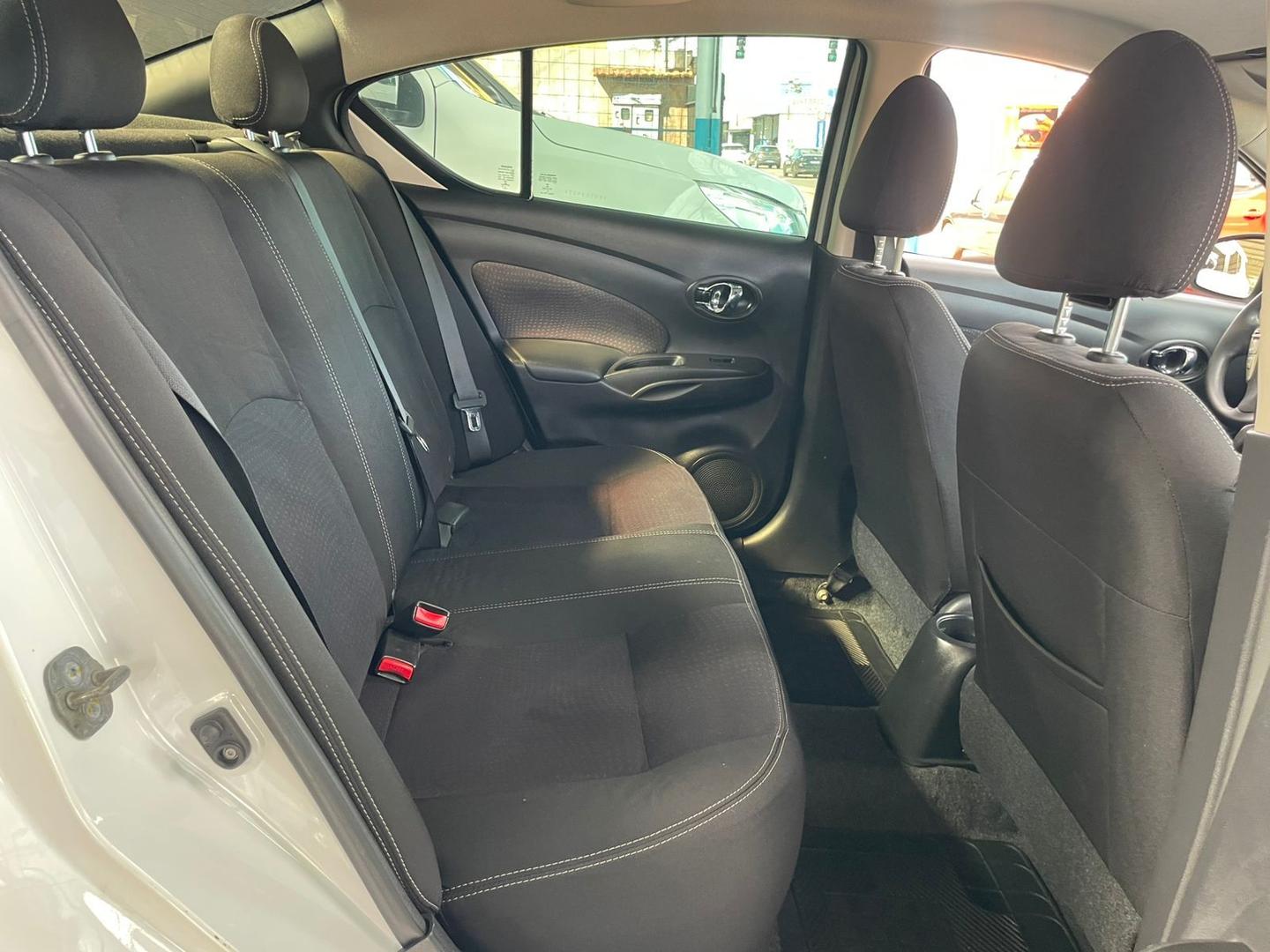 NISSAN Versa SV 1.6 16v 2019 - miniatura 8