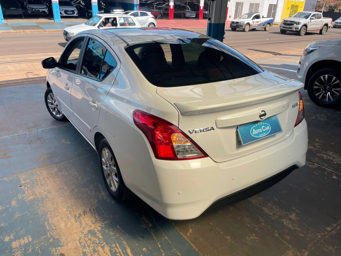 NISSAN Versa SV 1.6 16v 2019 - miniatura 3