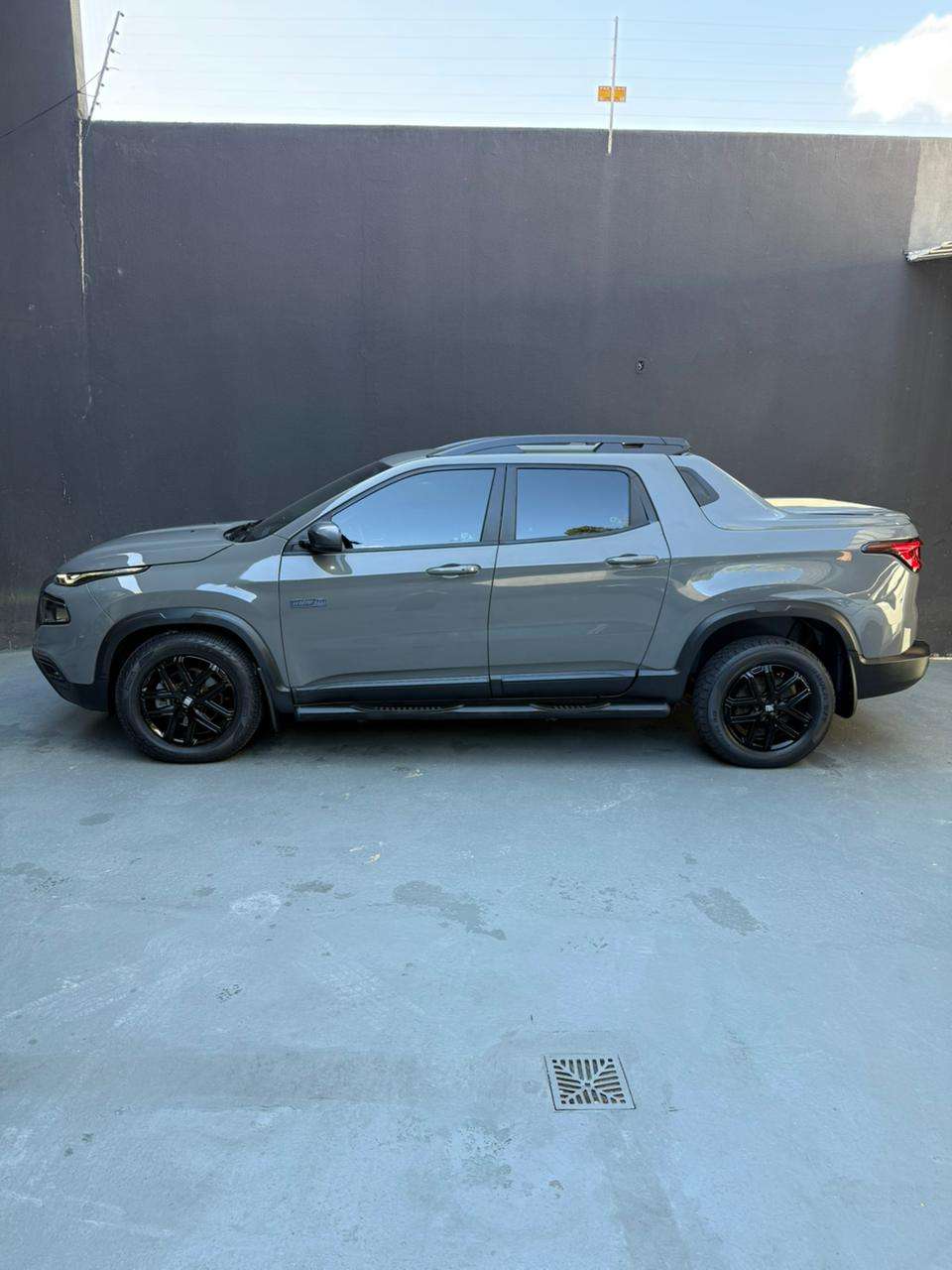 FIAT Toro Ultra 2.0TDi 16v 4x4 2023 - miniatura 3
