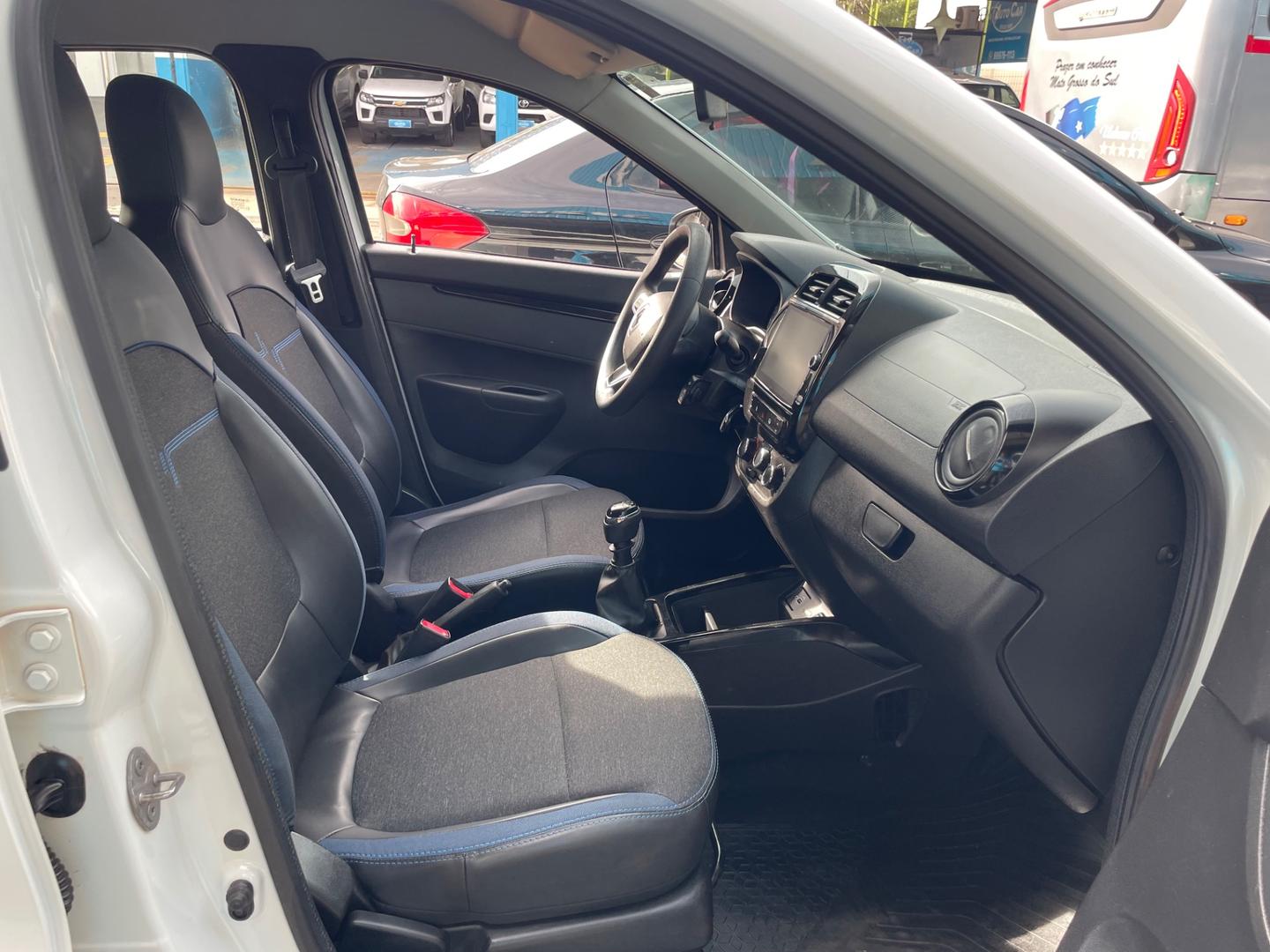 RENAULT Kwid Intense 1.0 12v 2023 - miniatura 7
