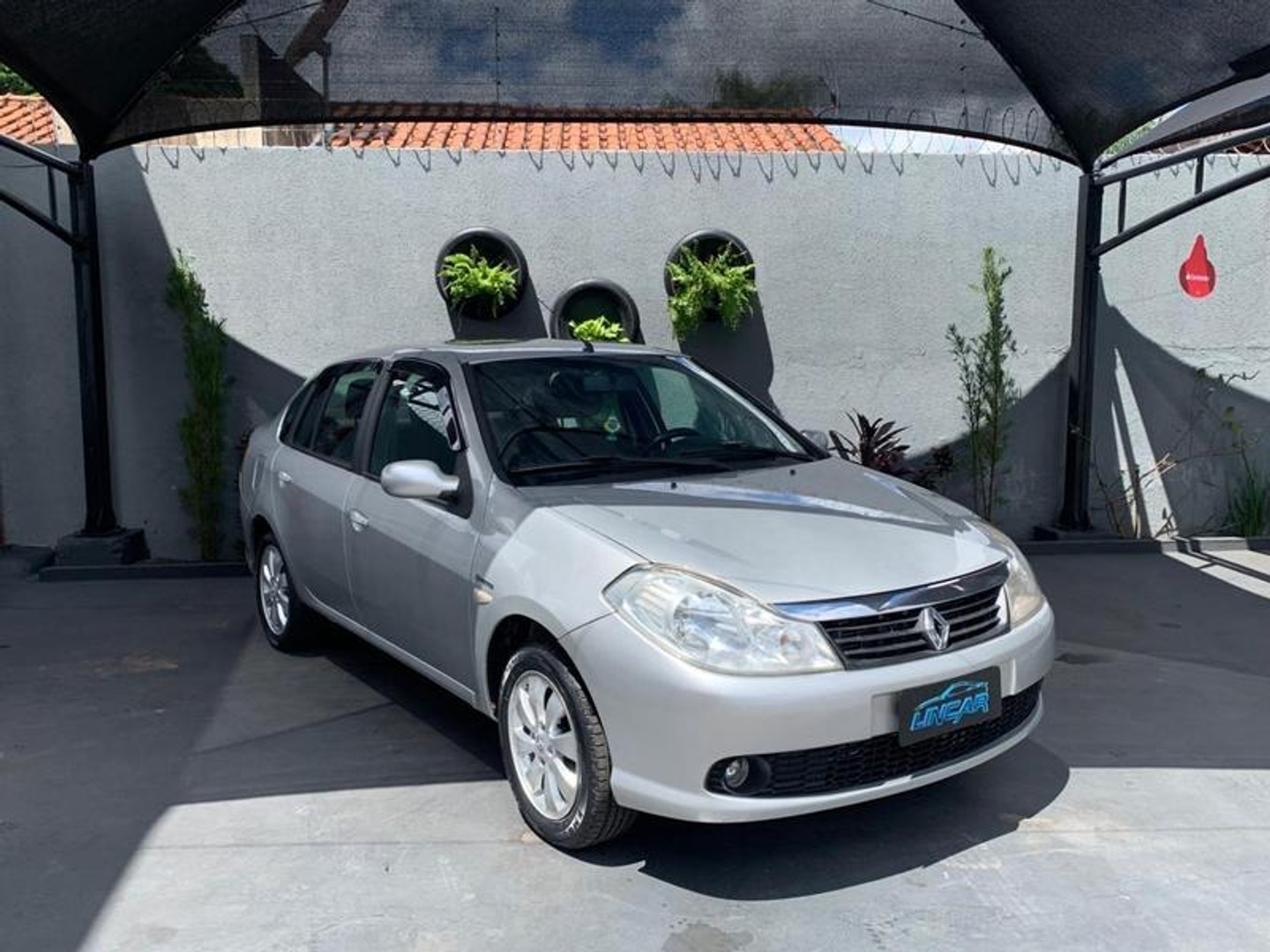 RENAULT Symbol Expression 1.6 16v 2011 - miniatura 4