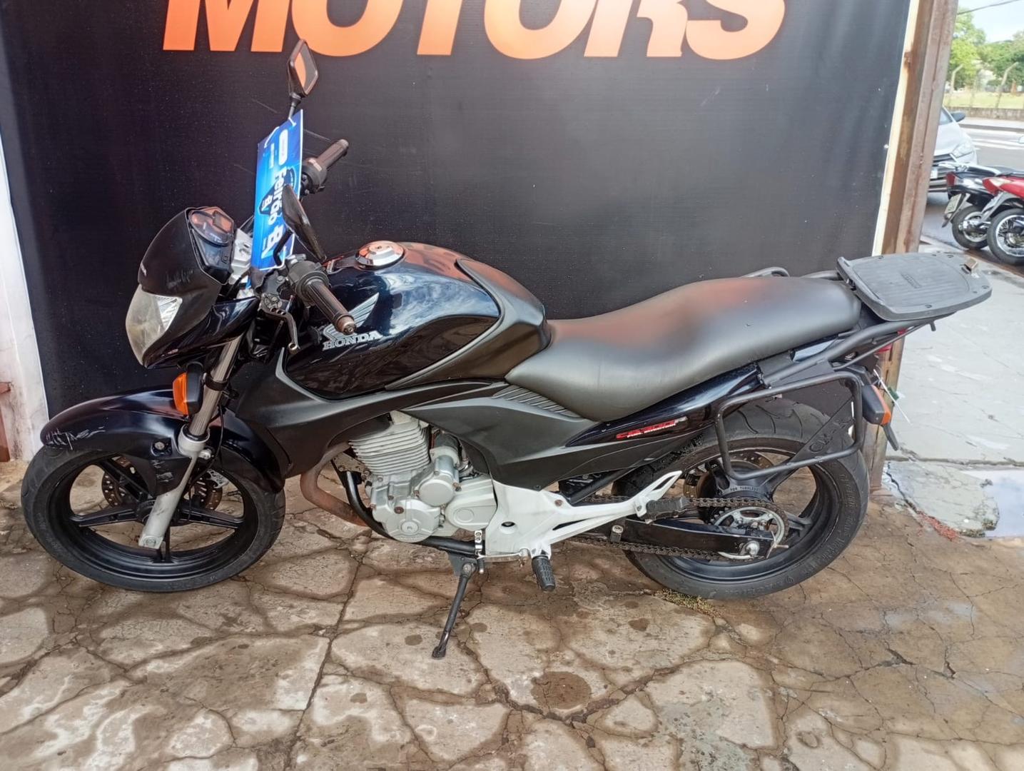 HONDA CB 300R 2012 - miniatura 3
