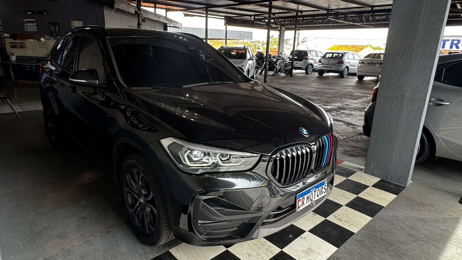 BMW X1 sDrive20i M Sport 2.0T 16v 2021 - miniatura 3