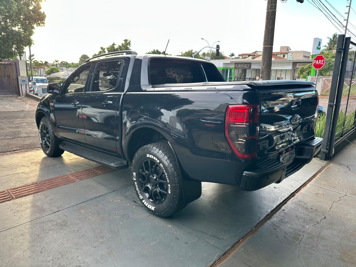 FORD Ranger Black 2.2TDCi 16v C.D. 2023 - miniatura 4