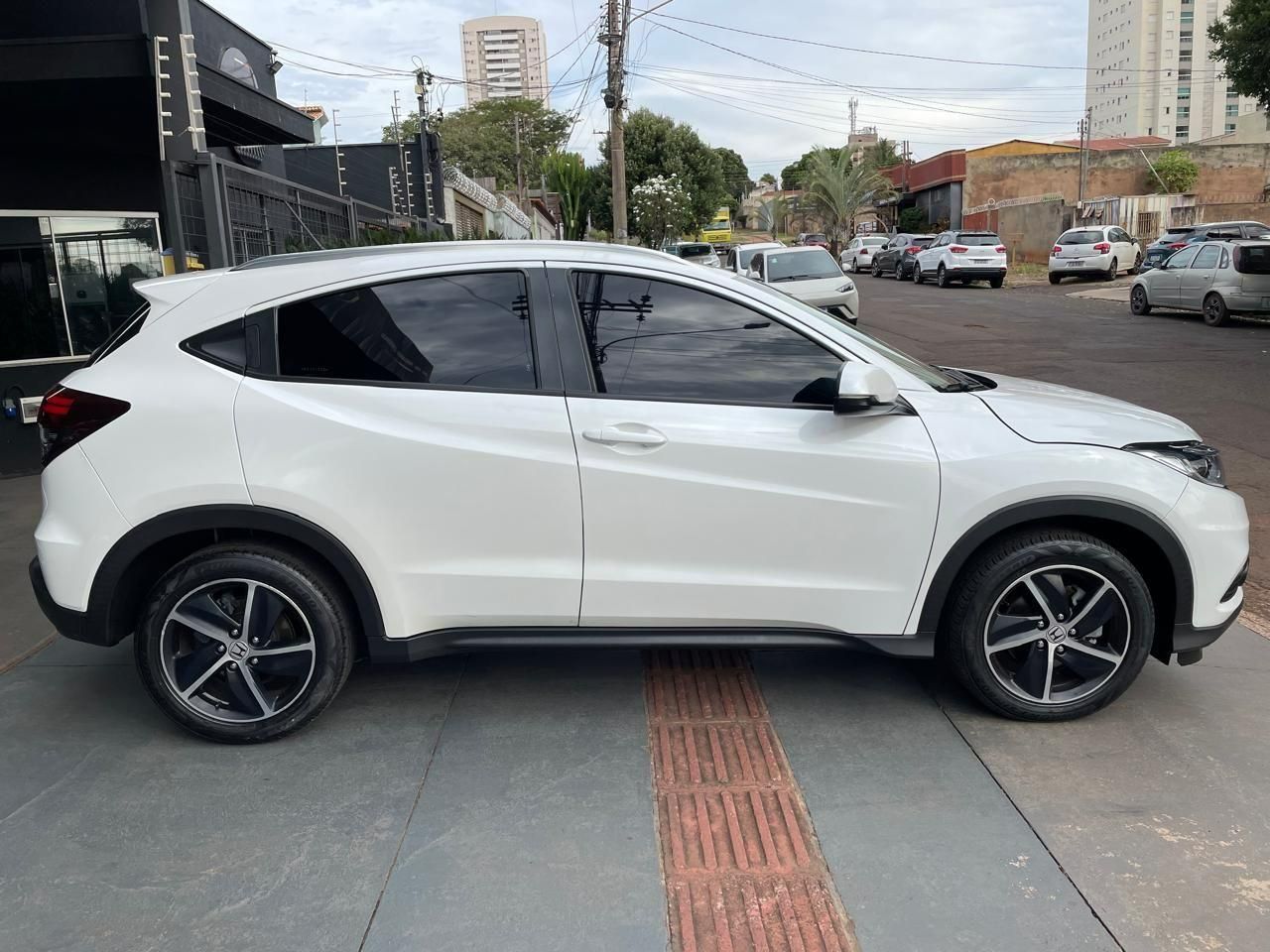 HONDA HR-V EX 1.8 16v 2019 - miniatura 5