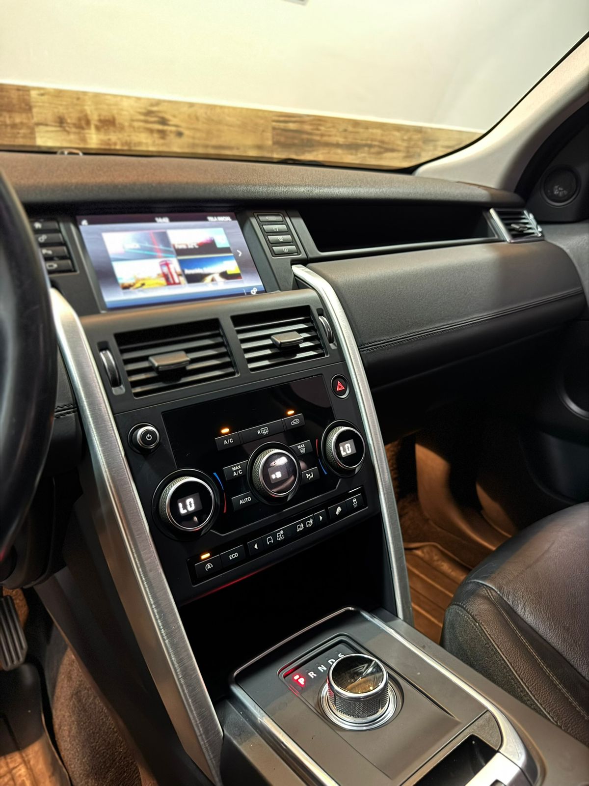 LAND ROVER Discovery Sport SE 2.0T 16v Si4 2016 - miniatura 7