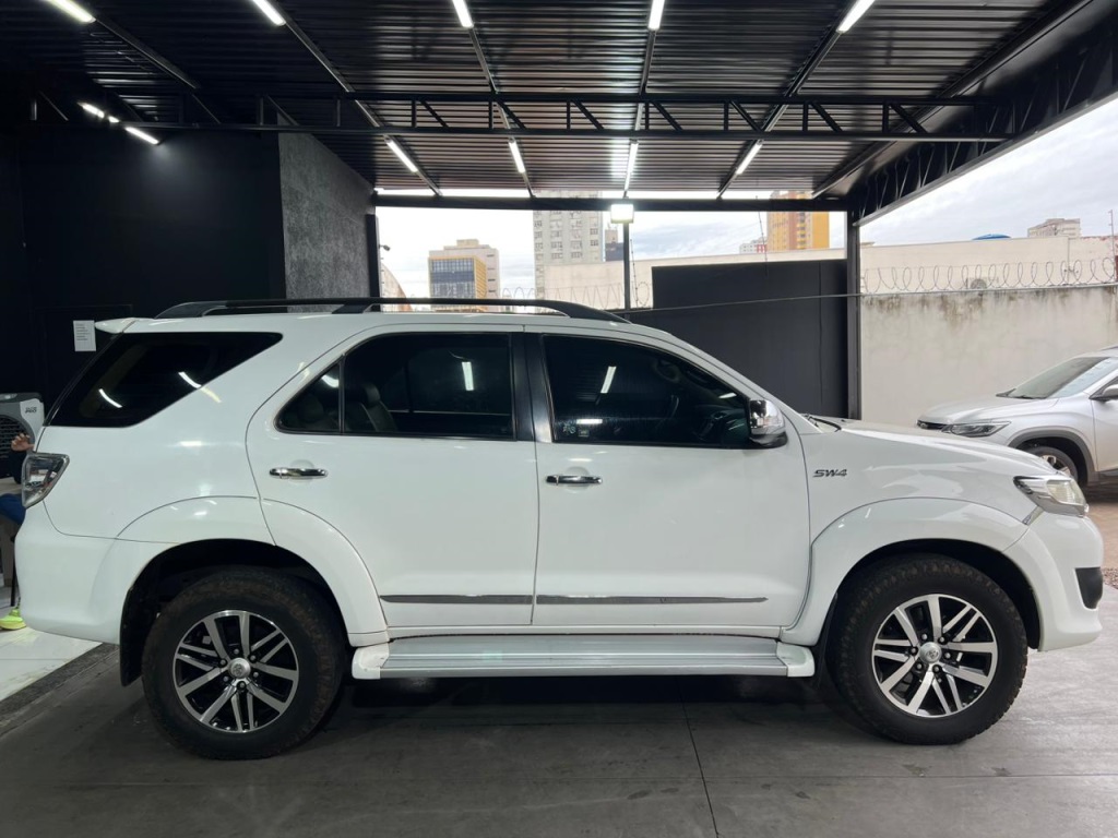 TOYOTA Hilux SW4 SR 2.7 16v 2014 - miniatura 7